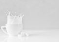 una tazza di latte